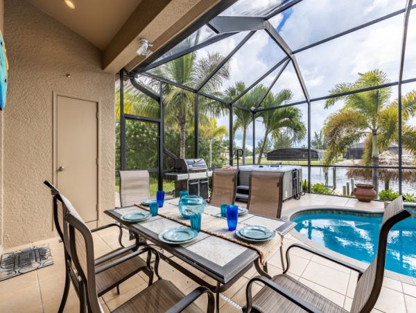 Cape Coral Home 1024191
