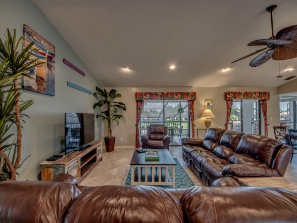 Cape Coral Home 1024192