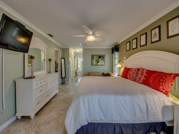 Cape Coral Home 1024192