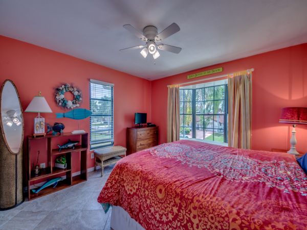 Cape Coral Home 1024192