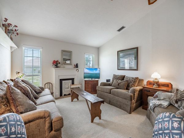 Cape Coral Home 1024195