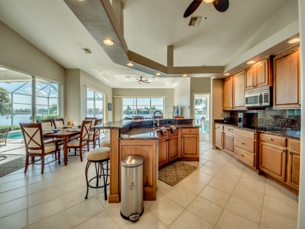 Cape Coral Home 1024197