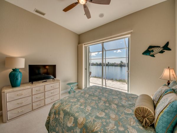 Cape Coral Home 1024197