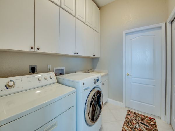Cape Coral Home 1024197