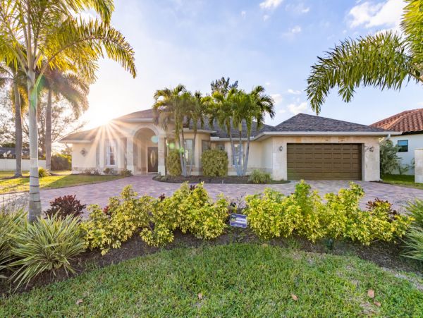 Cape Coral Home 1024199