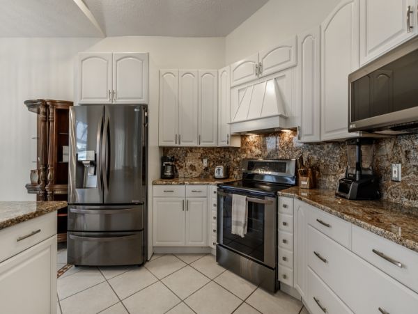 Cape Coral Home 1024199