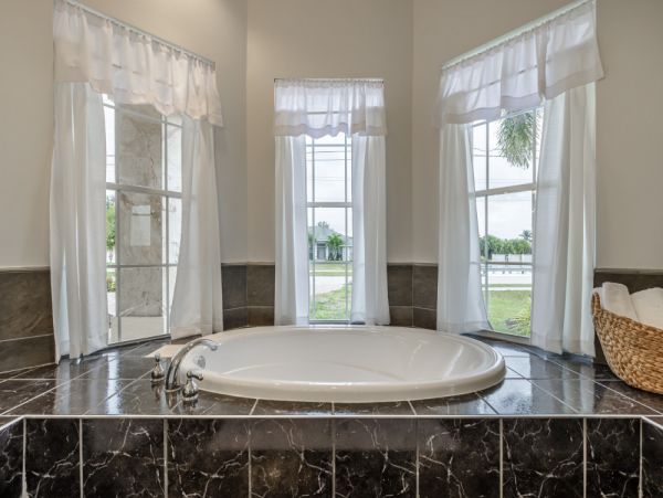 Cape Coral Home 1024199