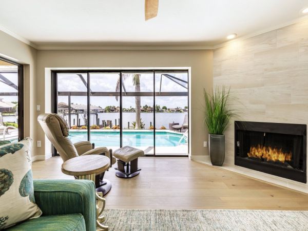 Cape Coral Home 1024200