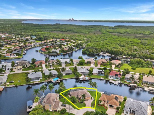 Cape Coral Home 1024209