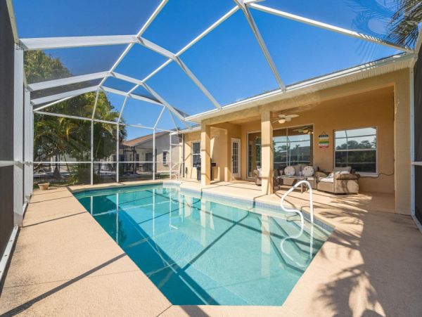 Cape Coral Home 1024211