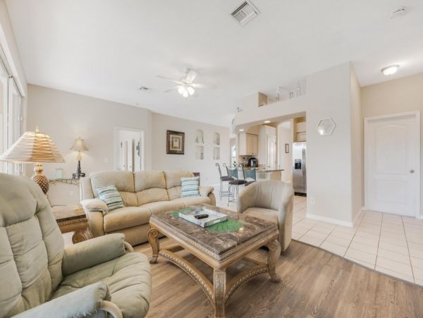 Cape Coral Home 1024211