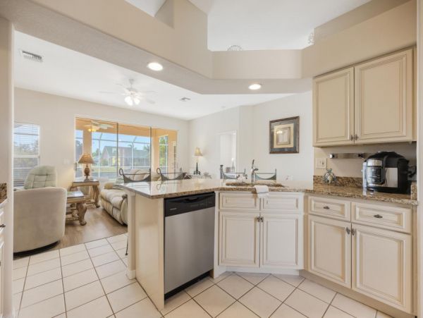 Cape Coral Home 1024211
