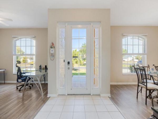 Cape Coral Home 1024211