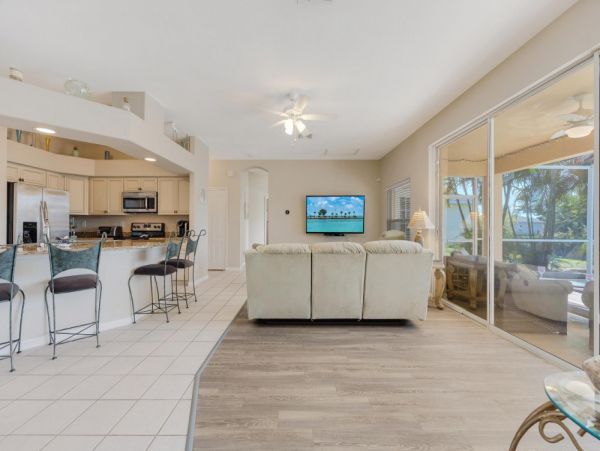 Cape Coral Home 1024211