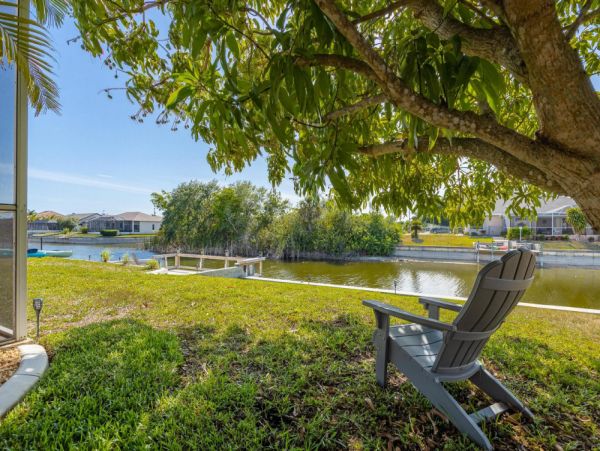 Cape Coral Home 1024211