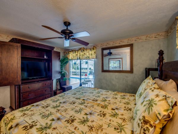 Cape Coral Home 1024216