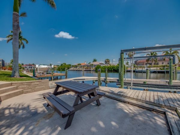 Cape Coral Home 1024218