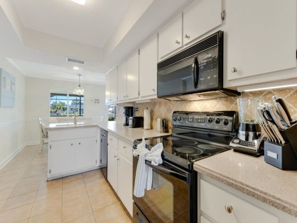 Cape Coral Home 1024220