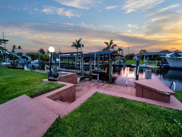 Cape Coral Home 1024220