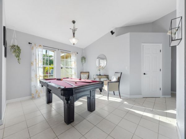 Cape Coral Home 1024221