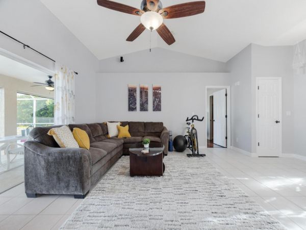 Cape Coral Home 1024221
