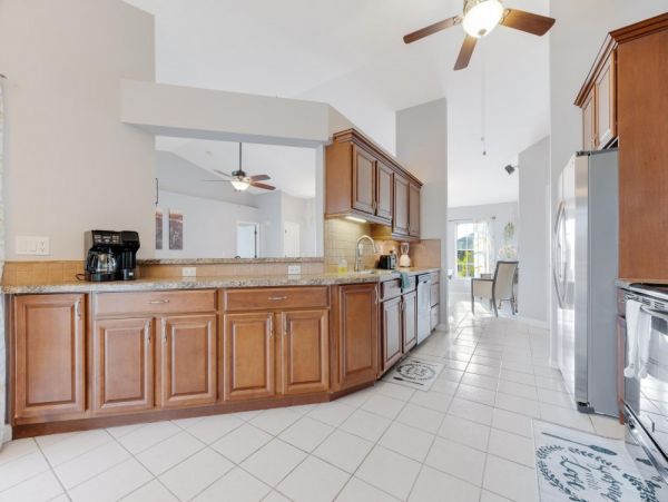 Cape Coral Home 1024221