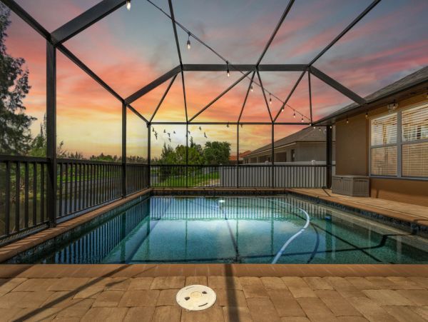 Cape Coral Home 1024222