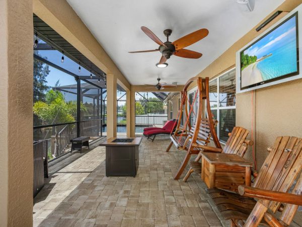 Cape Coral Home 1024222