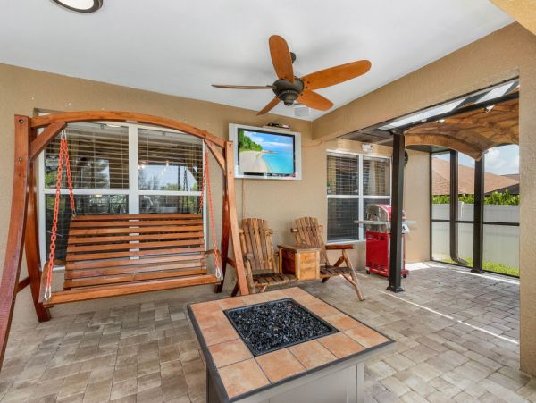 Cape Coral Home 1024222