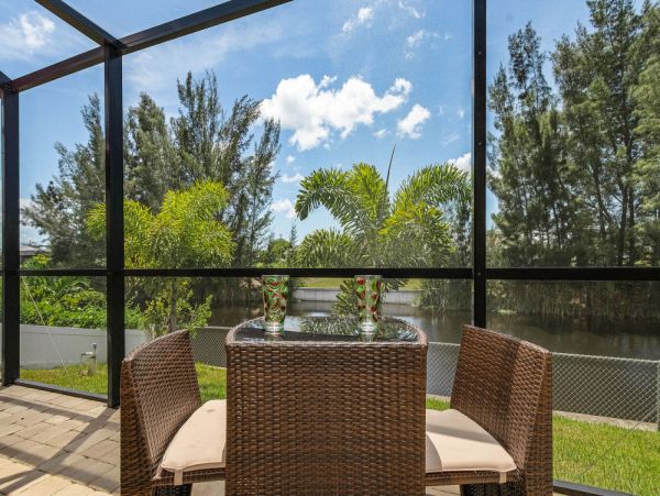 Cape Coral Home 1024222