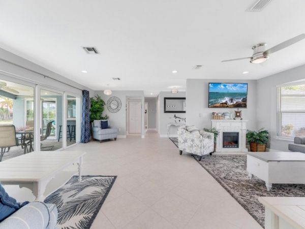 Cape Coral Home 1024223