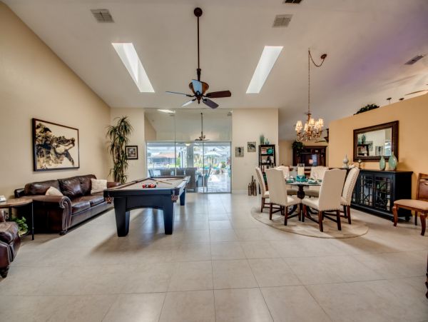 Cape Coral Home 1024224