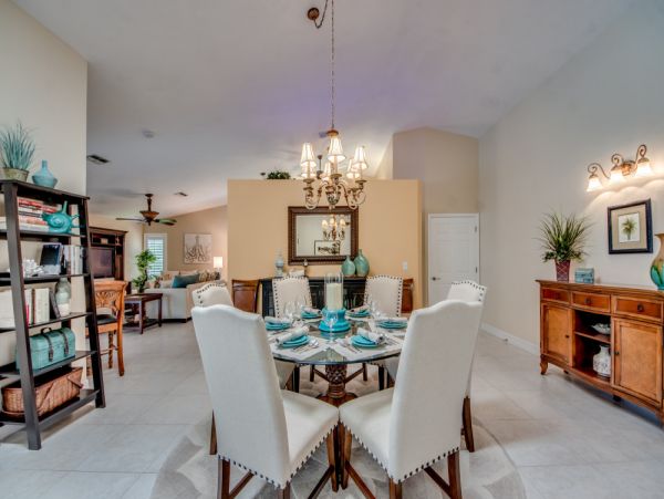 Cape Coral Home 1024224