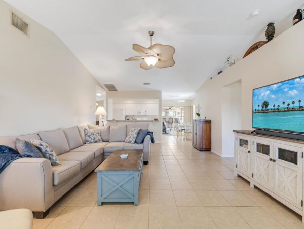 Cape Coral Home 1024228