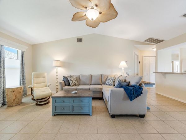 Cape Coral Home 1024228