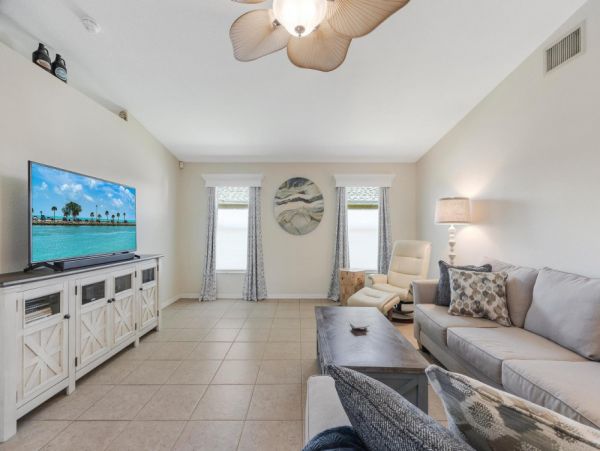 Cape Coral Home 1024228