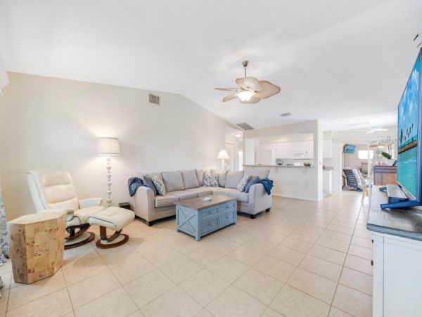 Cape Coral Home 1024228