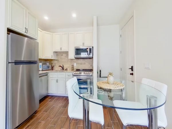 Beautiful Condo in Sarasota Sleeps 3