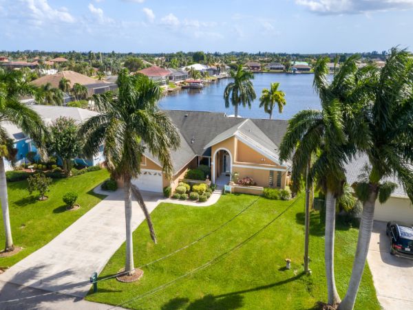 Cape Coral Home 1024234