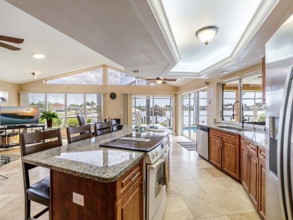 Cape Coral Home 1024234