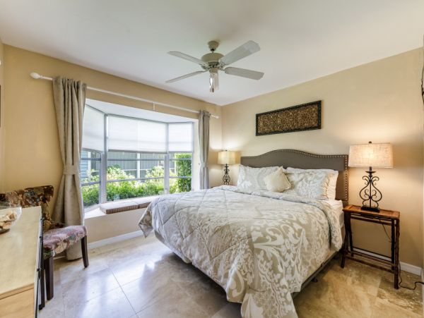 Cape Coral Home 1024234