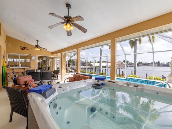 Cape Coral Home 1024234