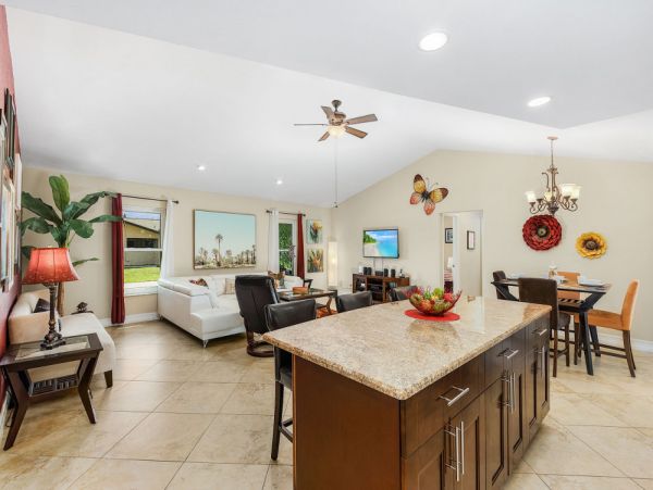 Cape Coral Home 1024236