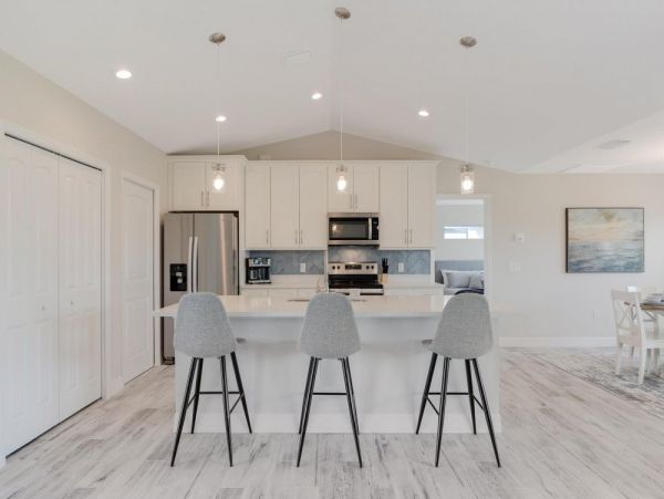 Cape Coral Home 1024237