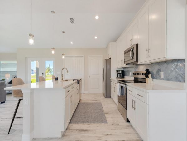 Cape Coral Home 1024237