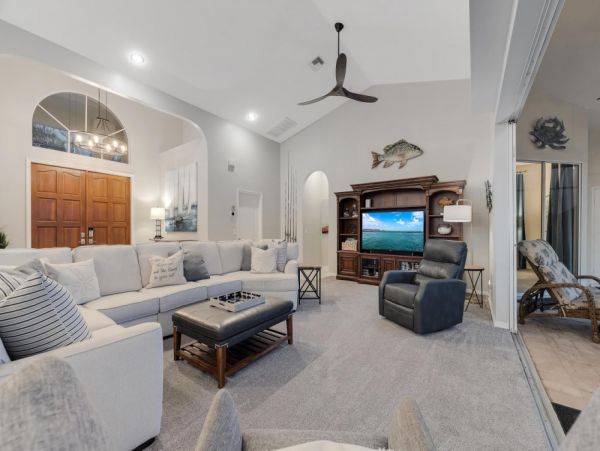 Cape Coral Home 1024240