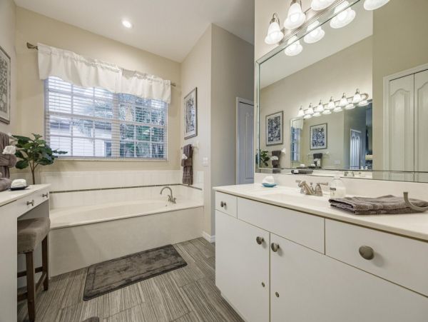 Cape Coral Home 1024240