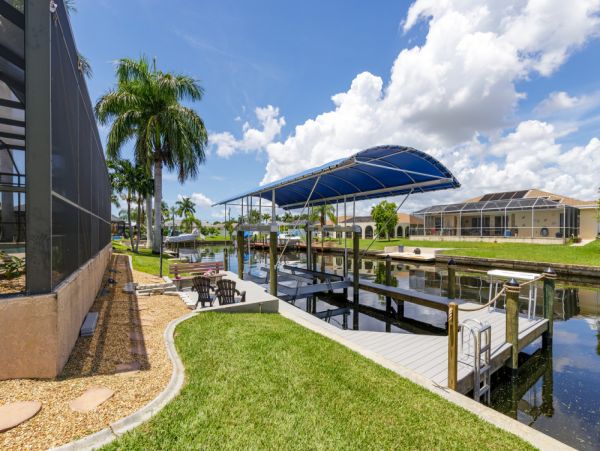 Cape Coral Home 1024242