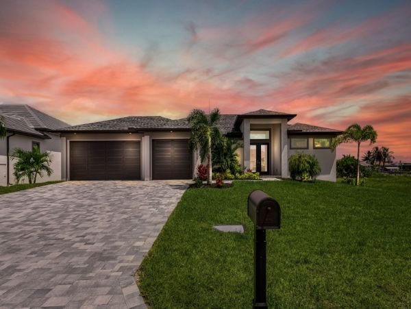 Cape Coral Home 1024246
