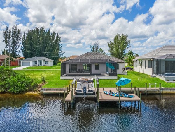 Cape Coral Home 1024246